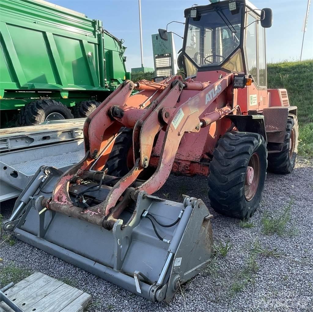 Atlas 72 E 輪胎式裝載機