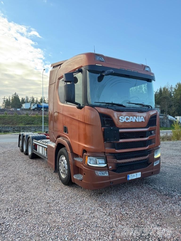 Scania R540B8x4*4NB 商用底盤車