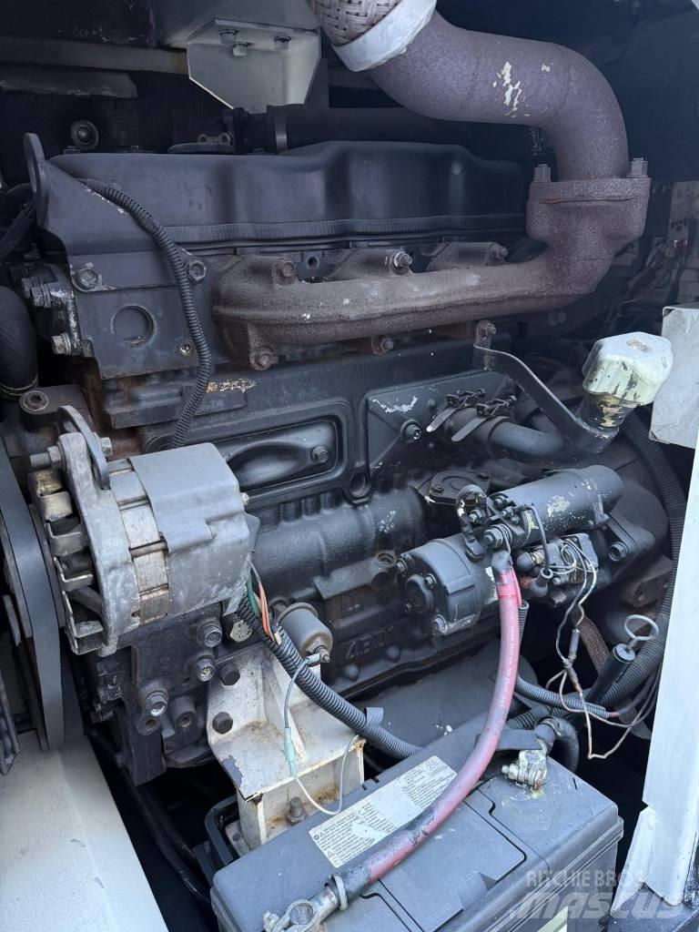 MultiQuip DCA 45 柴油發電機