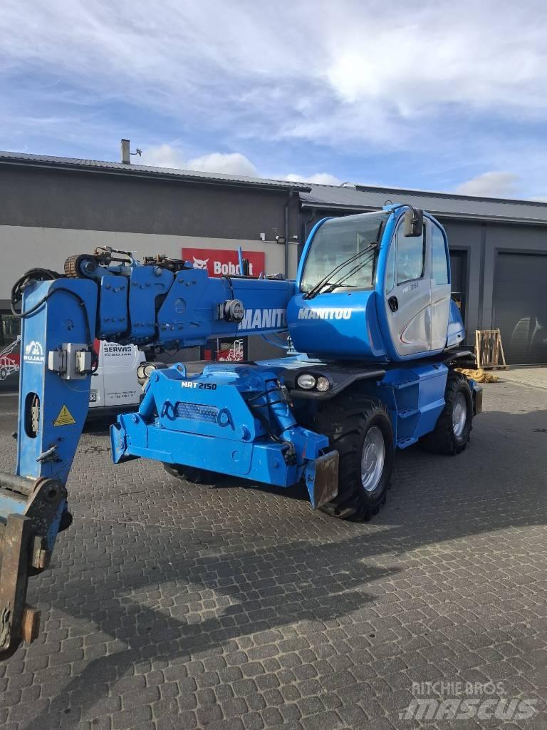 Manitou MRT 2150 伸縮臂操作車