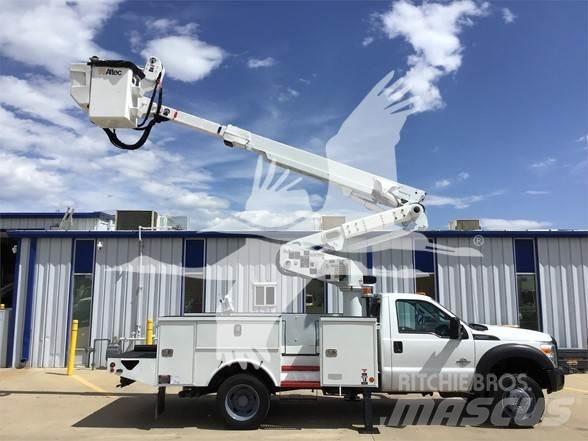 Altec AT40M 卡車裝載高空作業車
