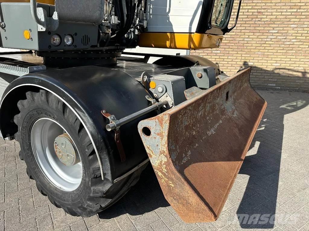 Liebherr A914 旋轉式挖土機/掘鑿機/挖掘機