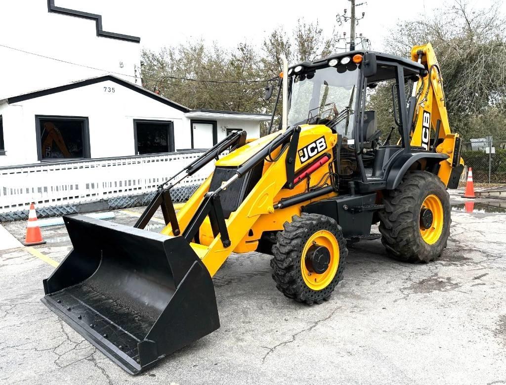 JCB 3 CX 反鏟裝載機