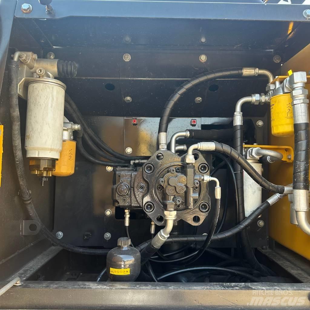Volvo EC 210 履帶式 挖土機/掘鑿機/挖掘機