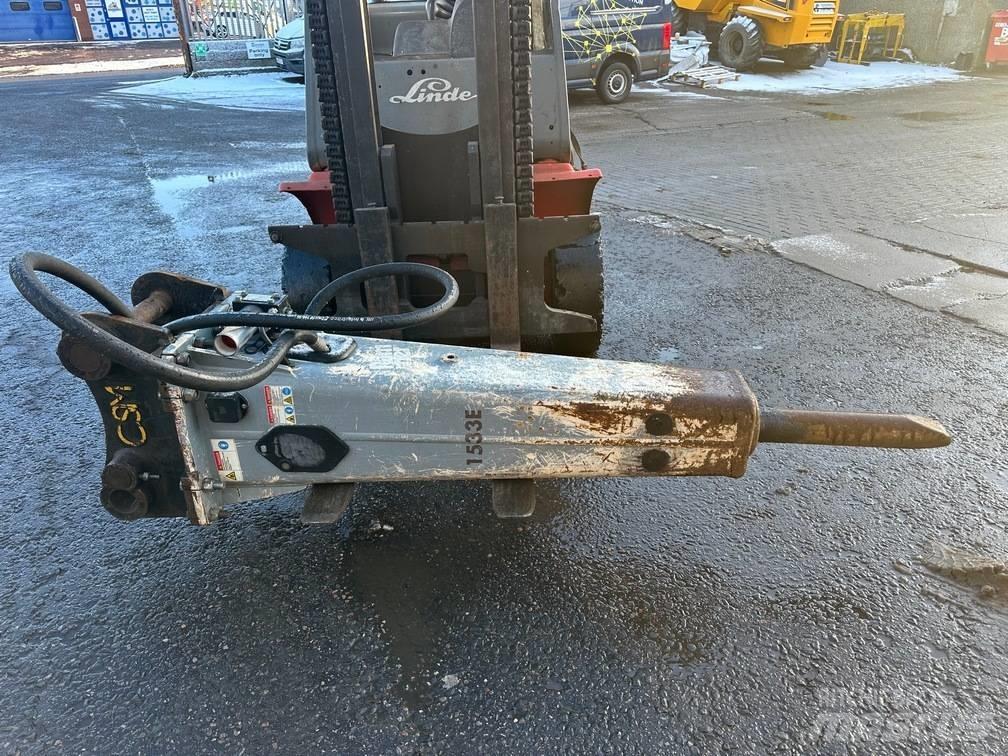 Rammer 1533 鐵鎚/碎石機
