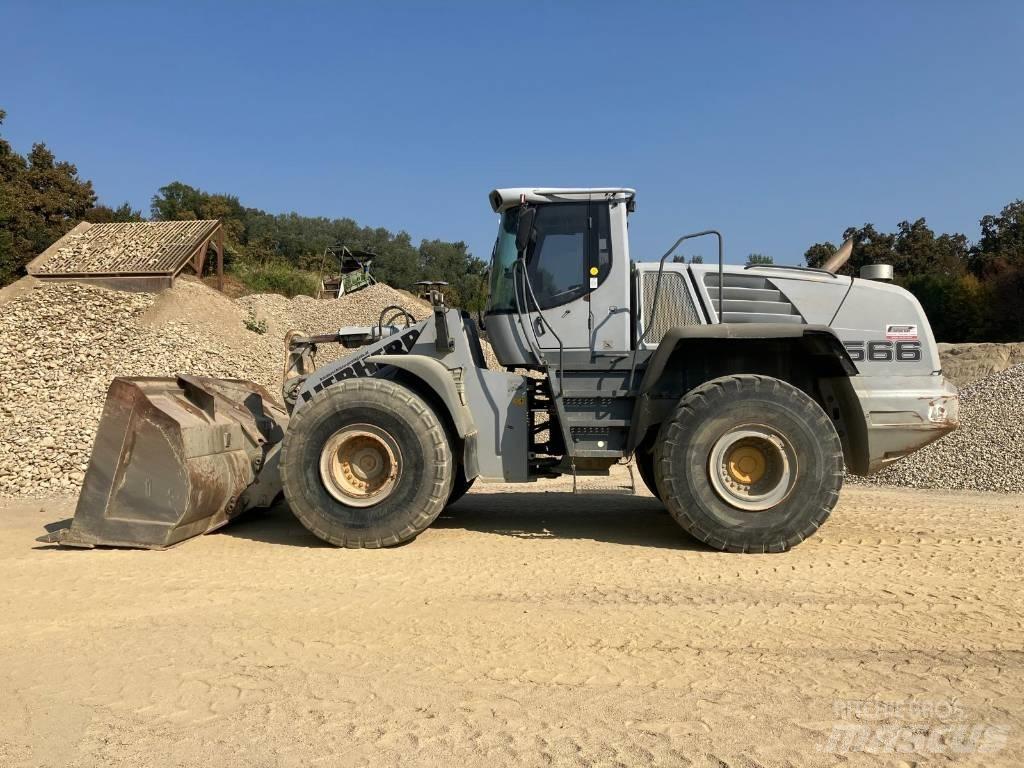 Liebherr L 566 輪胎式裝載機