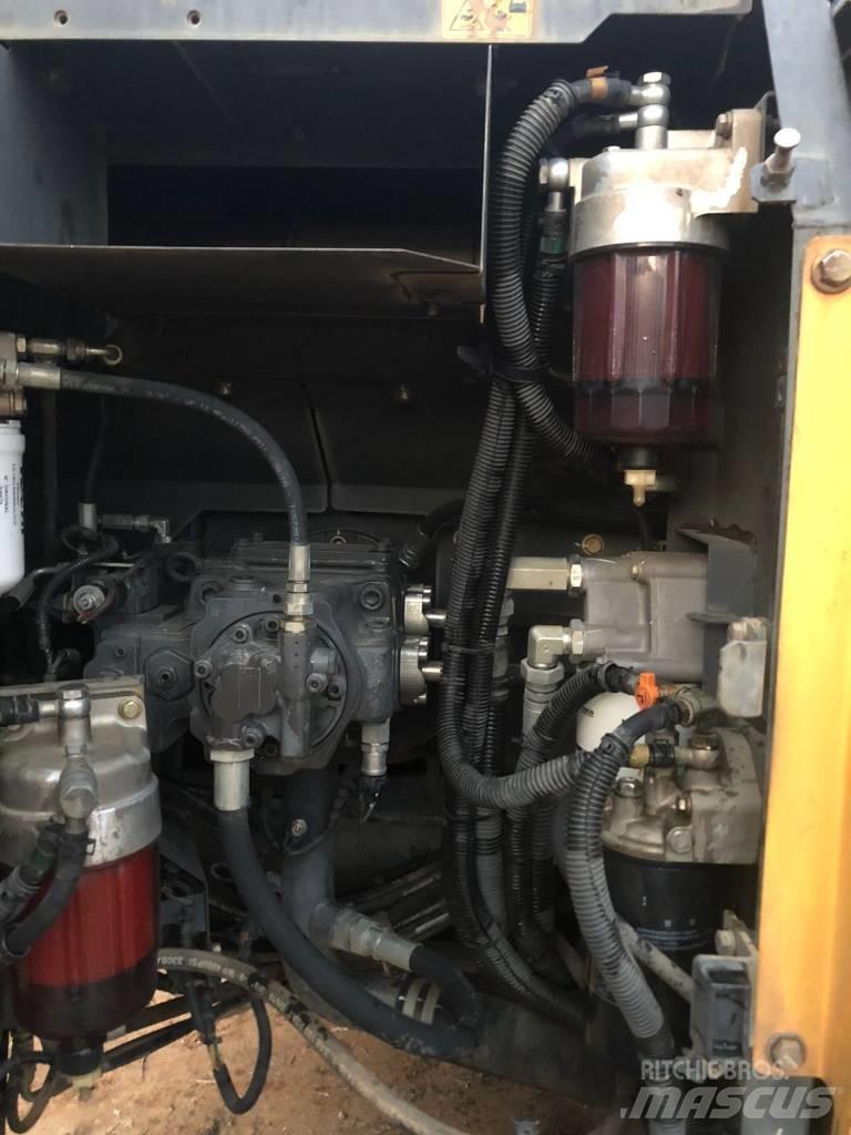 New Holland E 145 履帶式 挖土機/掘鑿機/挖掘機