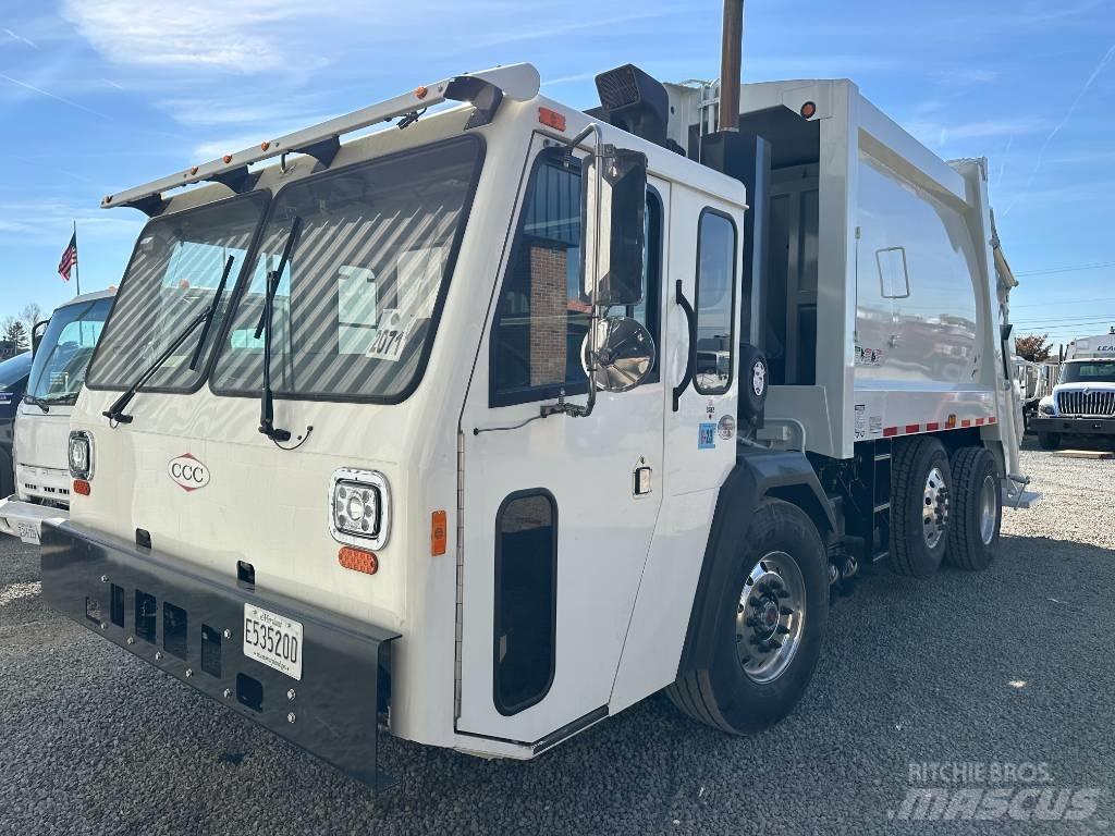  Crane Carrier LET2CC 垃圾車