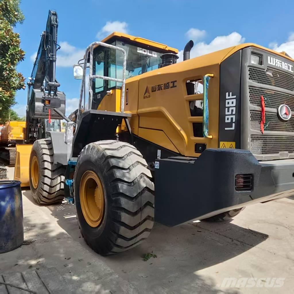 SDLG LG 958 F 輪胎式裝載機