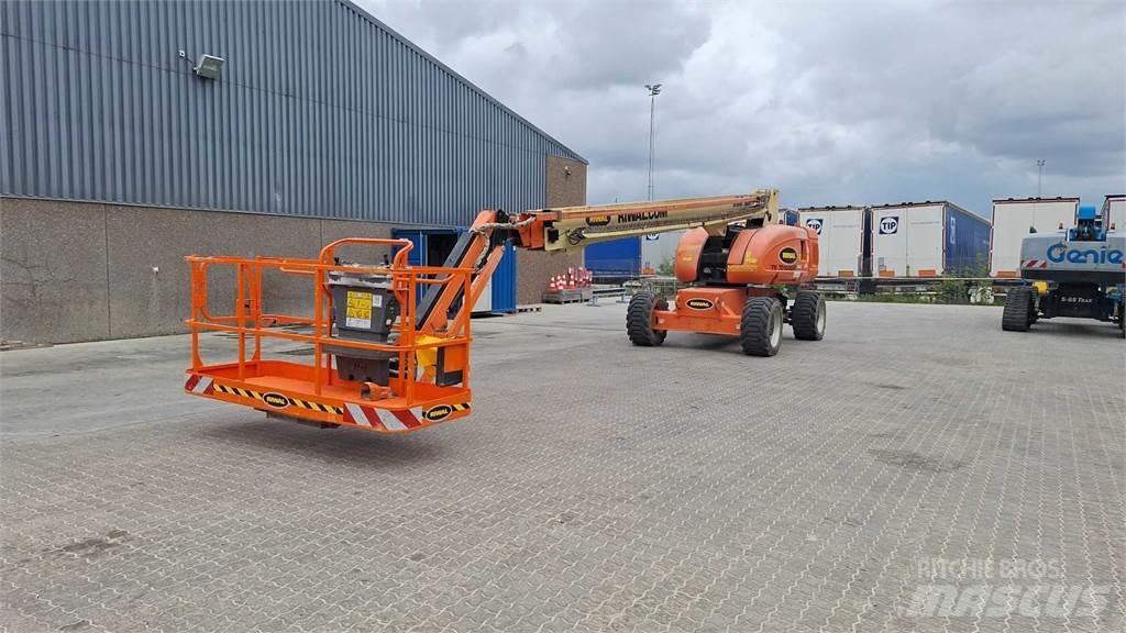 JLG 860SJG 伸縮臂高空作業車