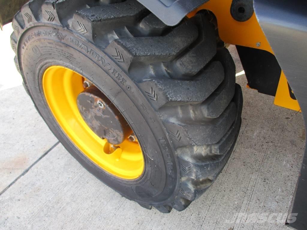 JCB 525-60T5 (582) 伸縮臂操作車