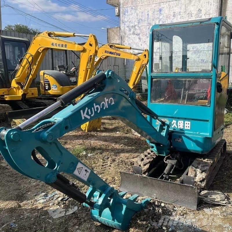 Kubota U 17 小型挖土機/掘鑿機<7t(小型挖掘機)