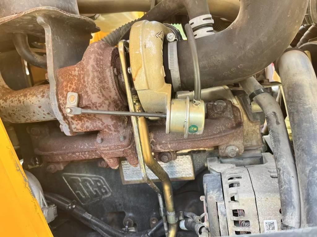 JCB 3 CX 反鏟裝載機