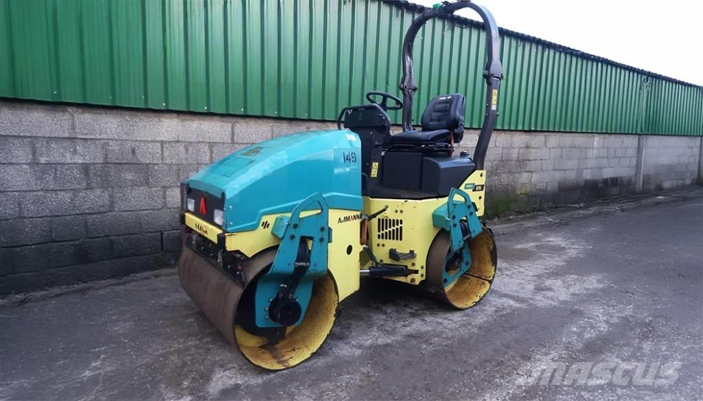 Ammann ARX 26K 雙輪滾壓機