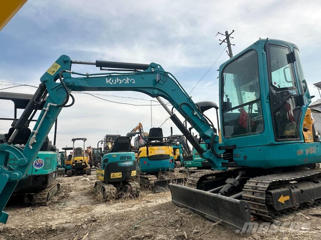 Kubota U 30 小型挖土機/掘鑿機<7t(小型挖掘機)
