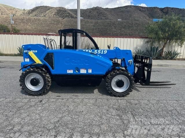 Genie GTH 5519 伸縮臂操作車
