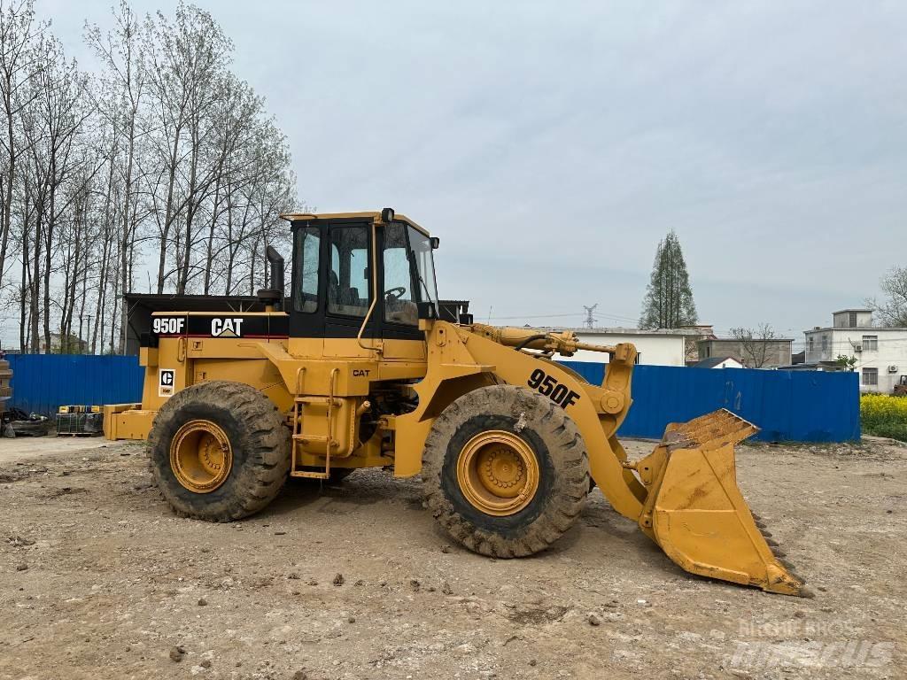 CAT 950 F 輪胎式裝載機