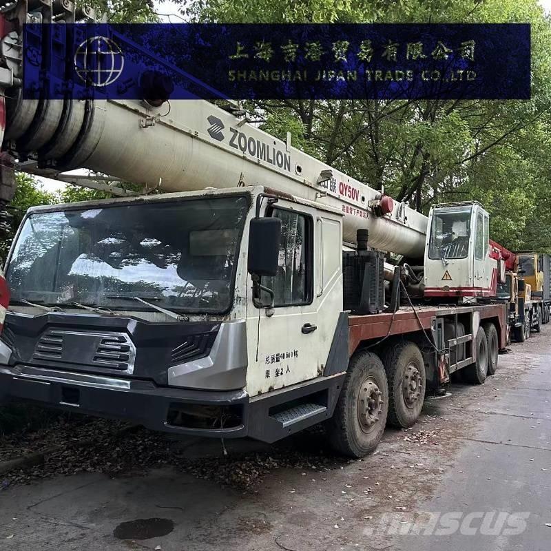 Zoomlion 50 全路面起重機/吊車