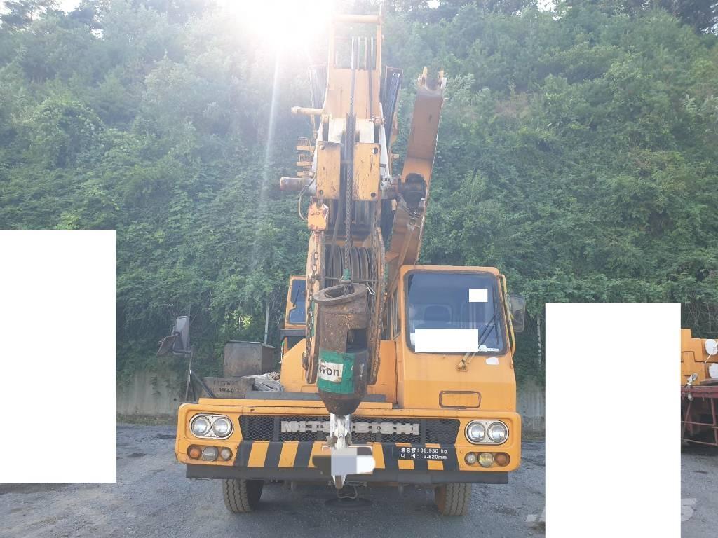 Hyundai HC 50 全路面起重機/吊車