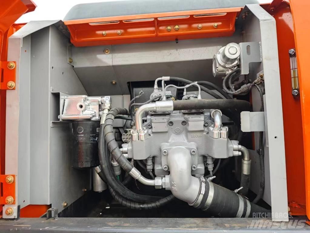Hitachi ZX 200-6 履帶式 挖土機/掘鑿機/挖掘機