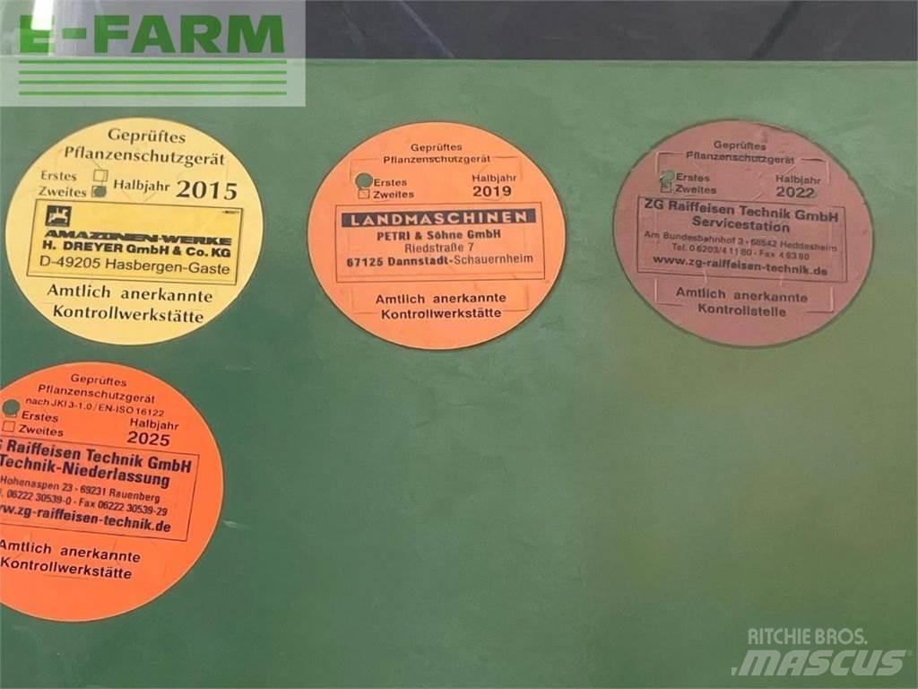Amazone UX4200 牽引式噴霧機