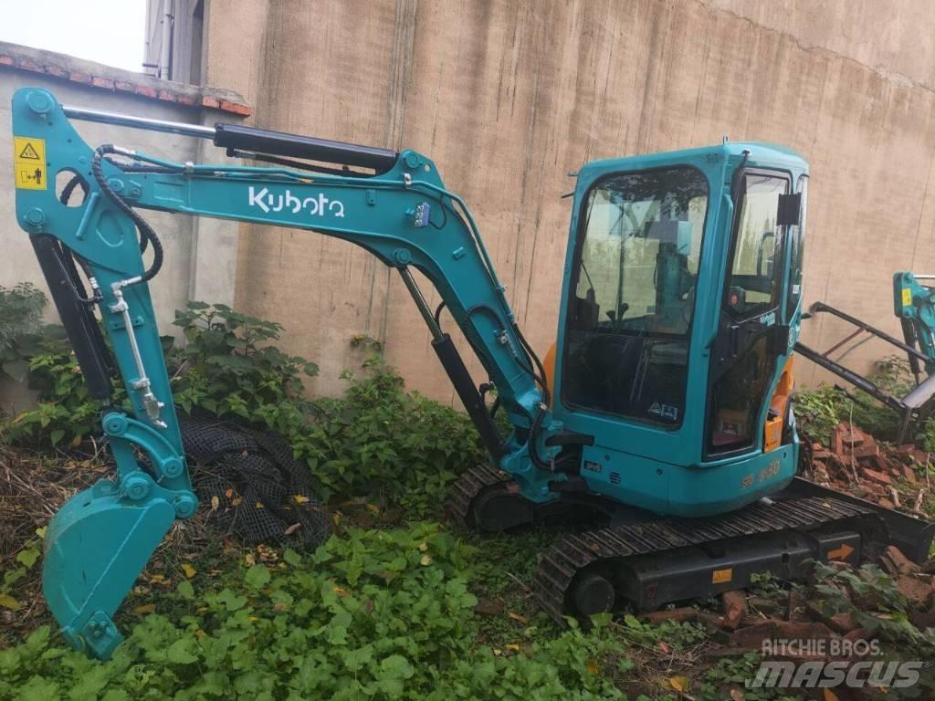 Kubota U 30 小型挖土機/掘鑿機<7t(小型挖掘機)