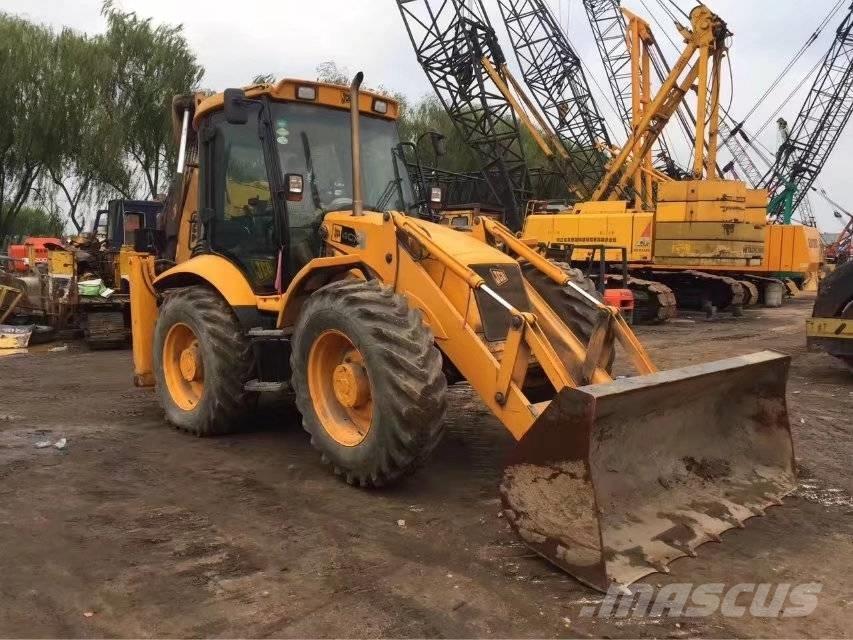 JCB 4CX 反鏟裝載機