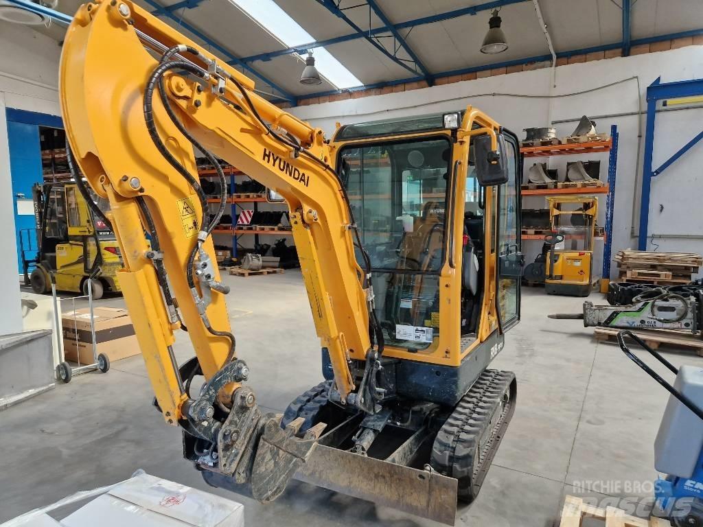Hyundai R18-9AK 小型挖土機/掘鑿機<7t(小型挖掘機)