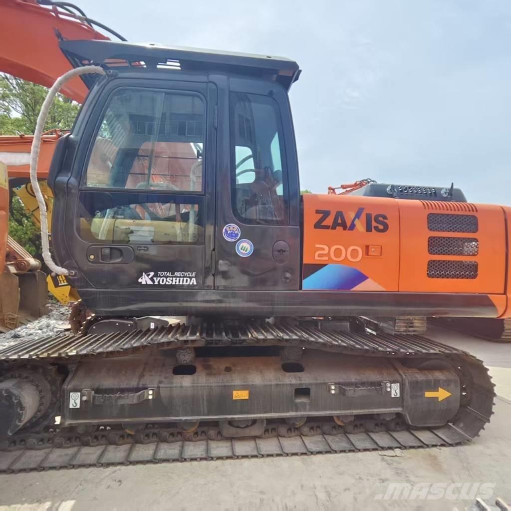 Hitachi ZX 200 履帶式 挖土機/掘鑿機/挖掘機