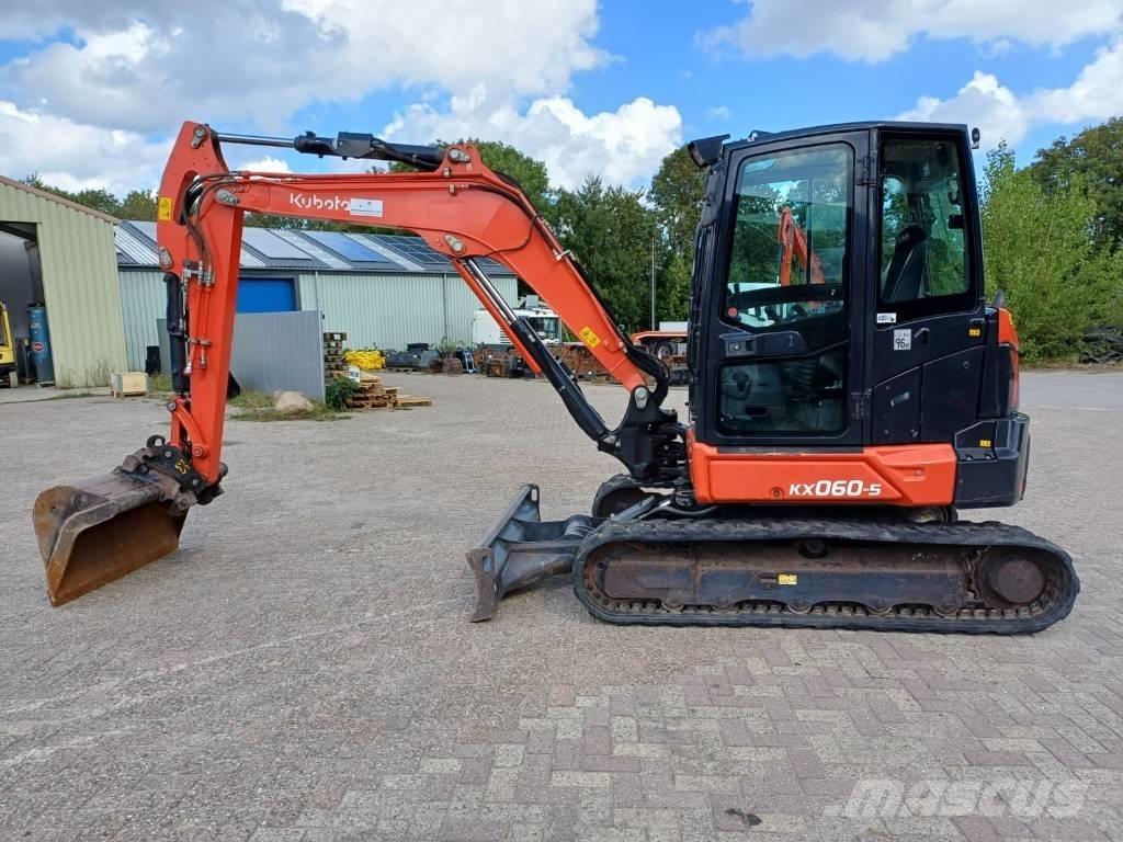 Kubota KX 060-5 小型挖土機/掘鑿機<7t(小型挖掘機)
