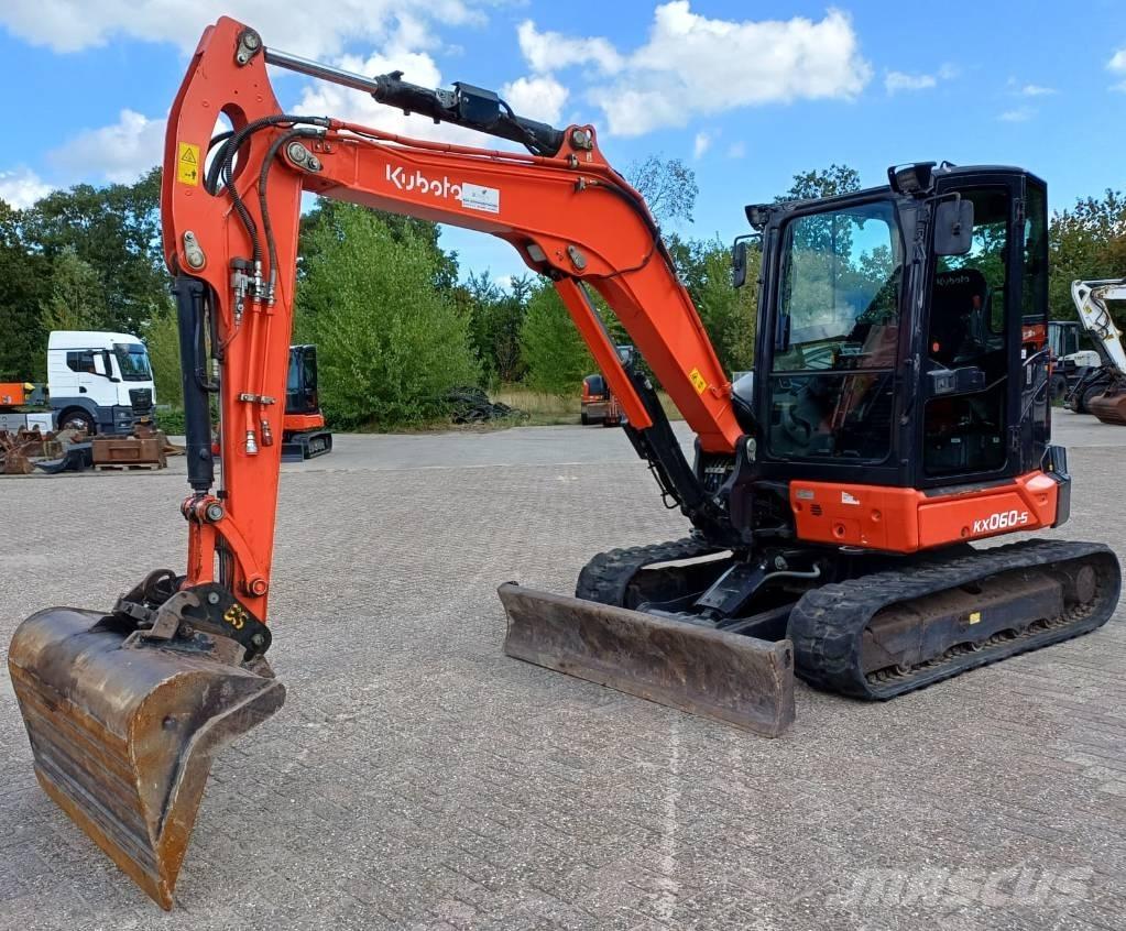 Kubota KX 060-5 小型挖土機/掘鑿機<7t(小型挖掘機)