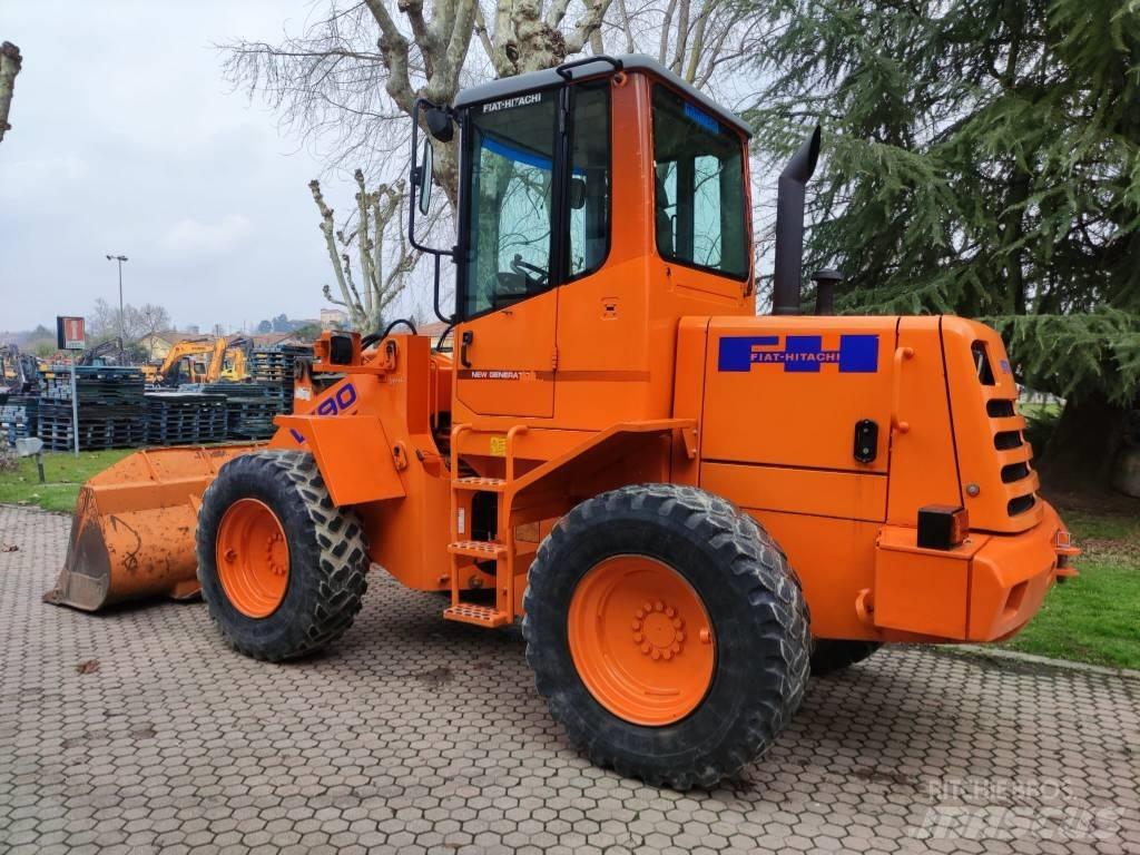 Fiat-Hitachi W90 輪胎式裝載機