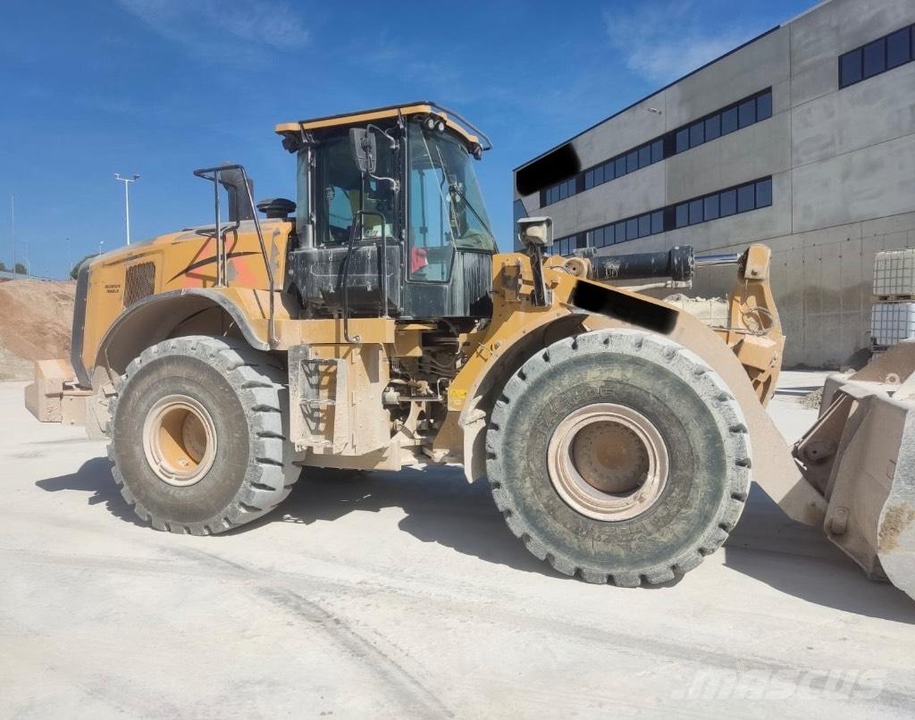 CAT 966 M 輪胎式裝載機