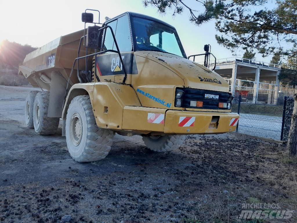 CAT 730 鉸接式起吊車
