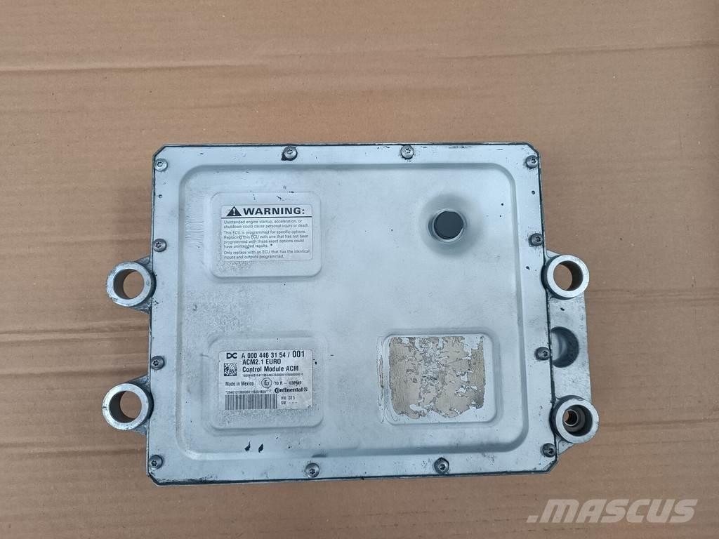 Mercedes-Benz ACM2 電子設備