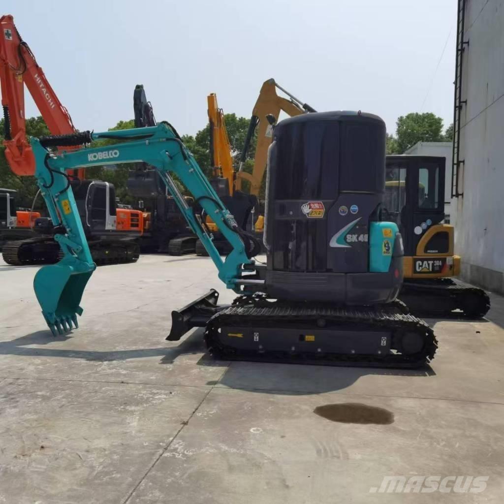 Kobelco SK 40 小型挖土機/掘鑿機<7t(小型挖掘機)