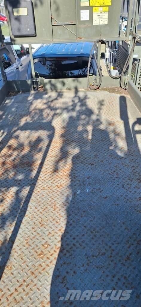 JLG M 3369 剪式升降機