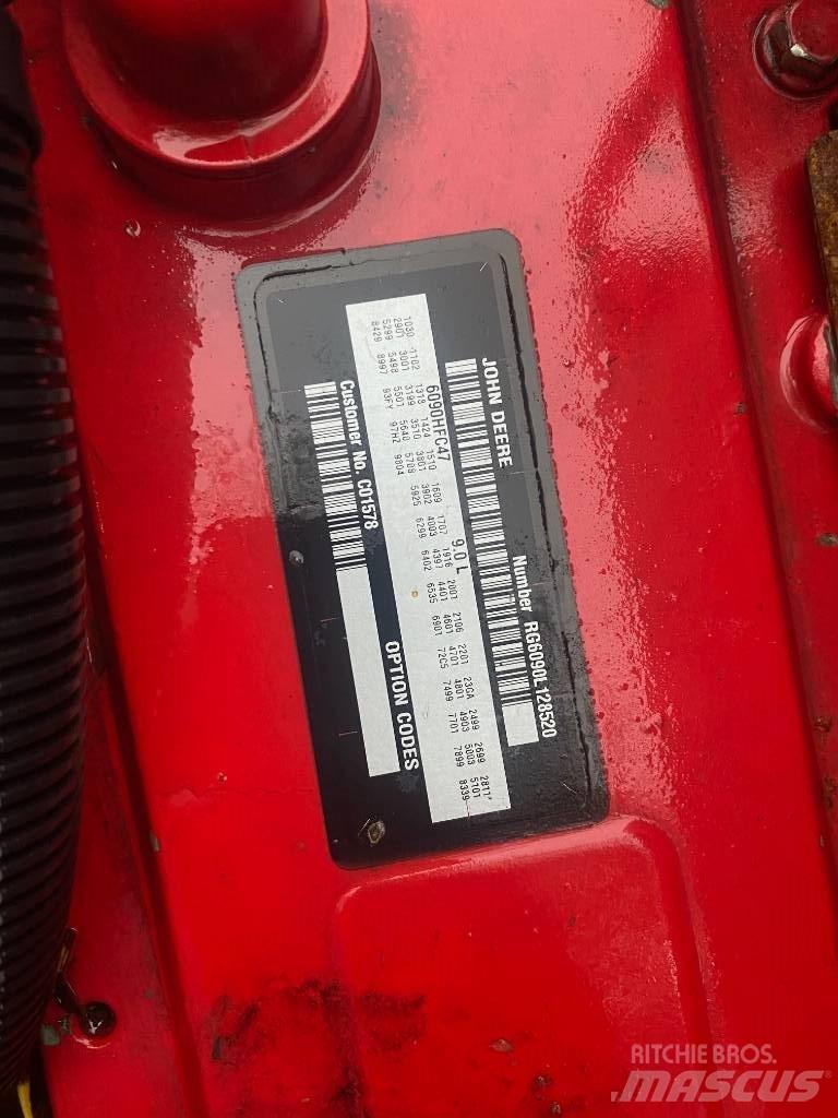 John Deere 6090HFC47 其他