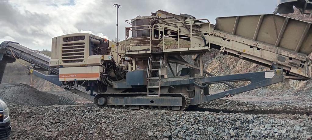 Metso LT200HP 移動式壓碎機