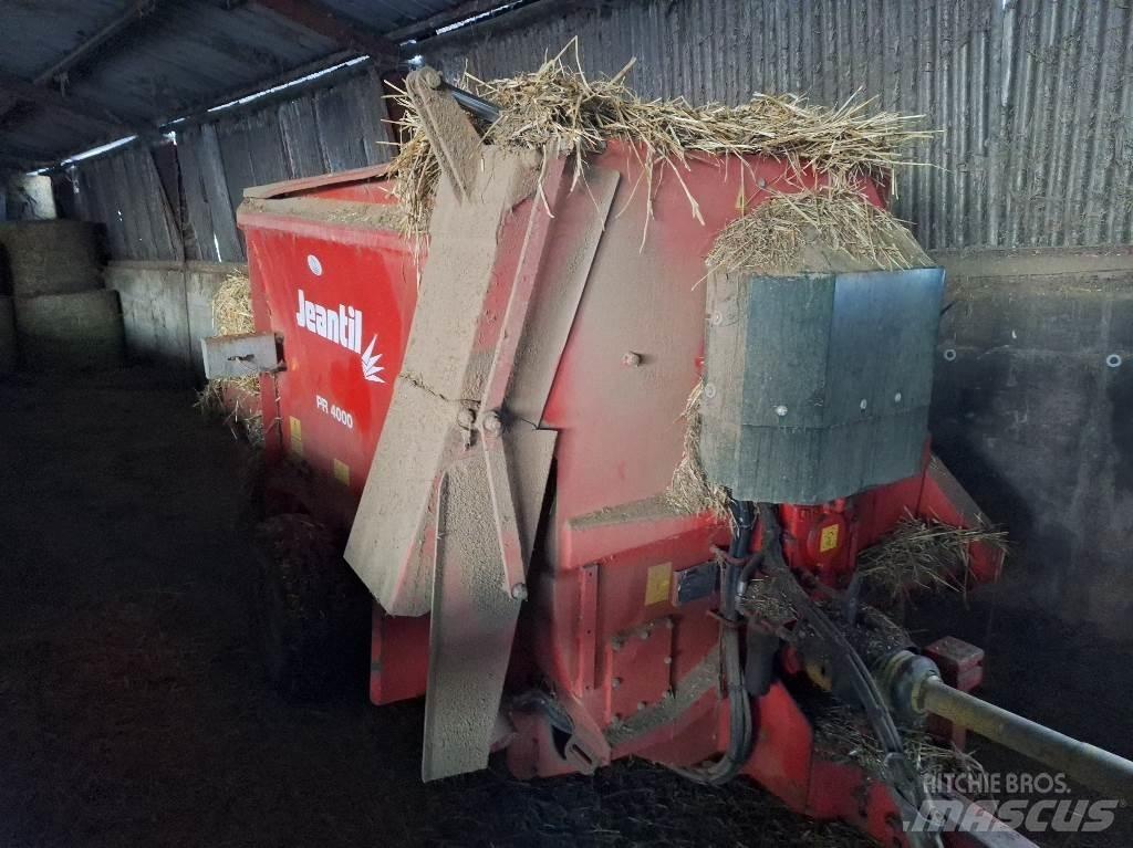Jeantil Pr4000 草捆撕碎機、切割機、拆袋機