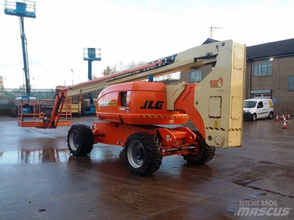 JLG 800AJ 曲臂高空作業車