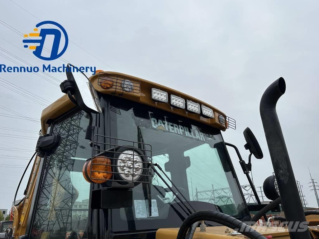 CAT 420 F 反鏟裝載機