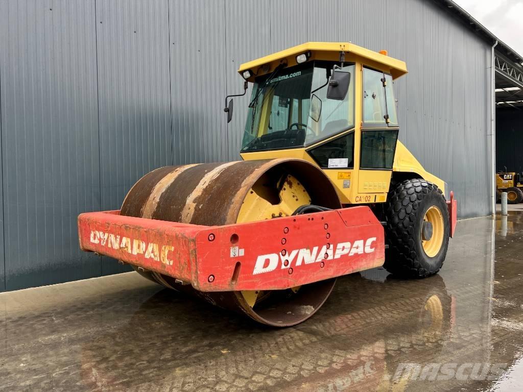 Dynapac CA302D 單輪滾壓機
