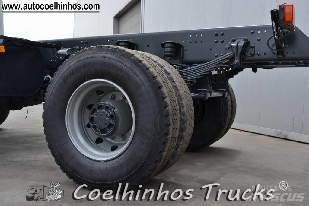 Volvo Fm 300  4x4 商用底盤車