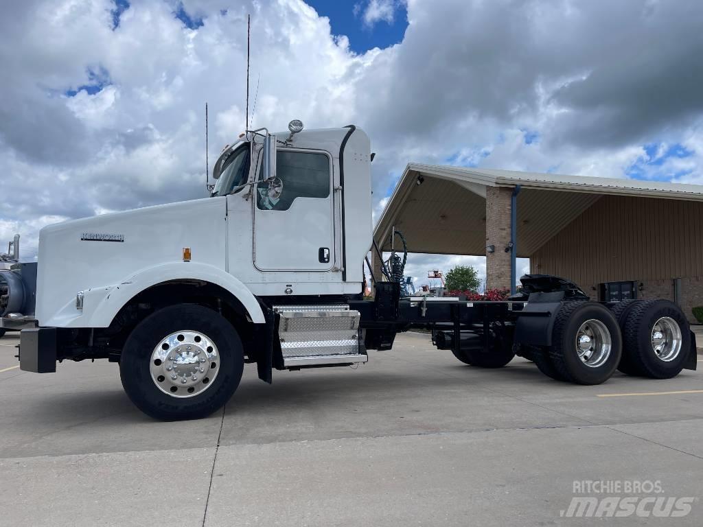 Kenworth T 800 曳引機組件