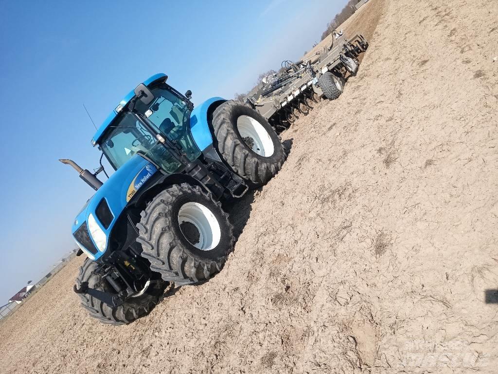 New Holland T 7060 曳引機