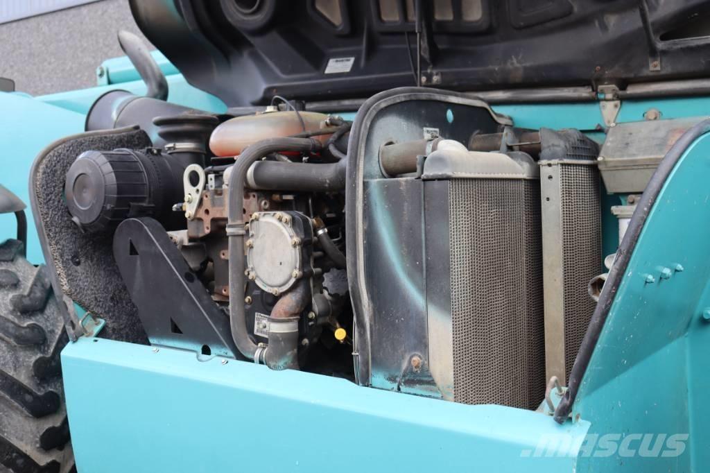 Manitou MT 1440 伸縮臂操作車