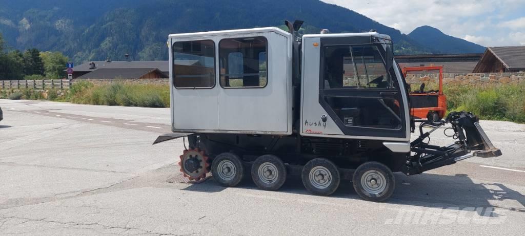 Prinoth Husky 鏟雪車