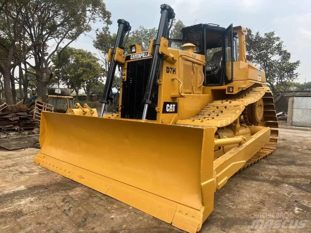 CAT D7H 履帶推土機
