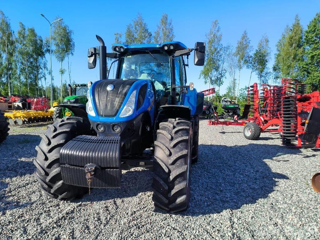 New Holland T 7.230 曳引機
